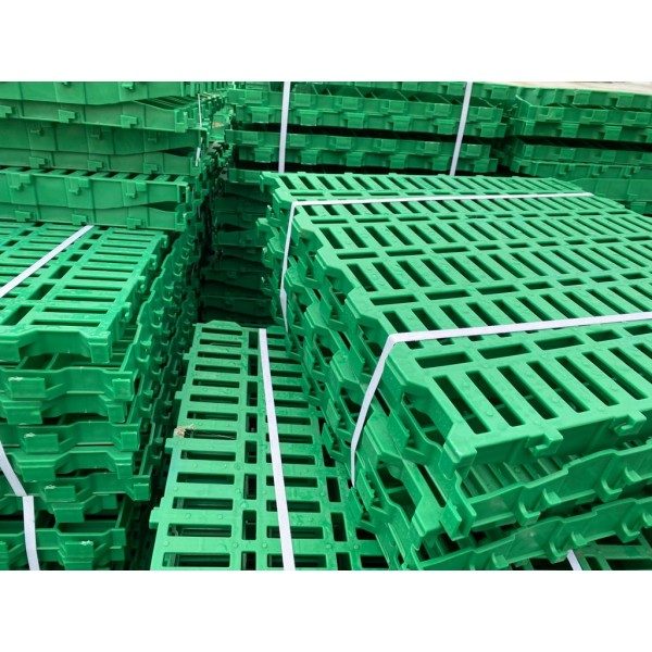 whatsapp-image-2023-02-16-at-63702-pm-1-600x600-1.jpeg Fjárhúsristar, plast, 60x60cm # - Image 1